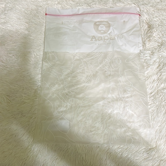 Aape By A Bathing Ape Spray Paint Oversized Shirt - Picture 11 of 11